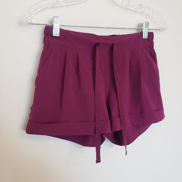 Lululemon Play All Day Plum Cuffed Athletic Shorts 4 - Picture 2 of 7